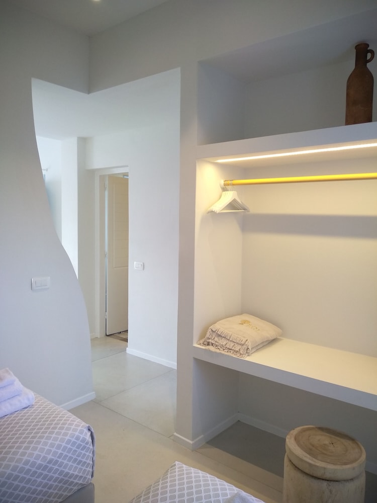 Sol Mate Suites 27/27
