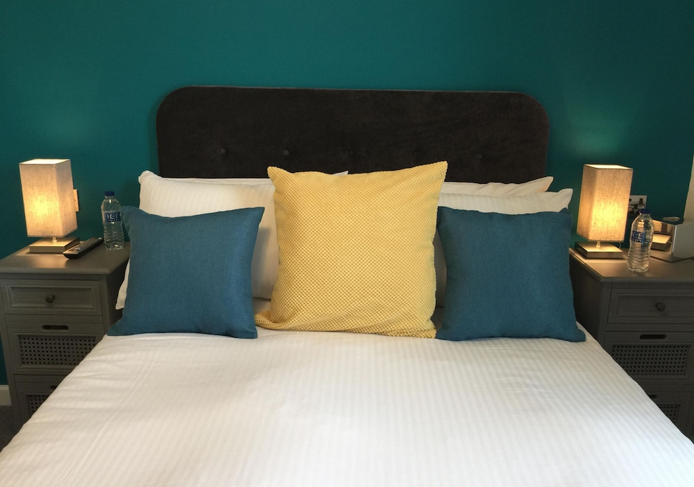 The Millbrook B & B 28/50