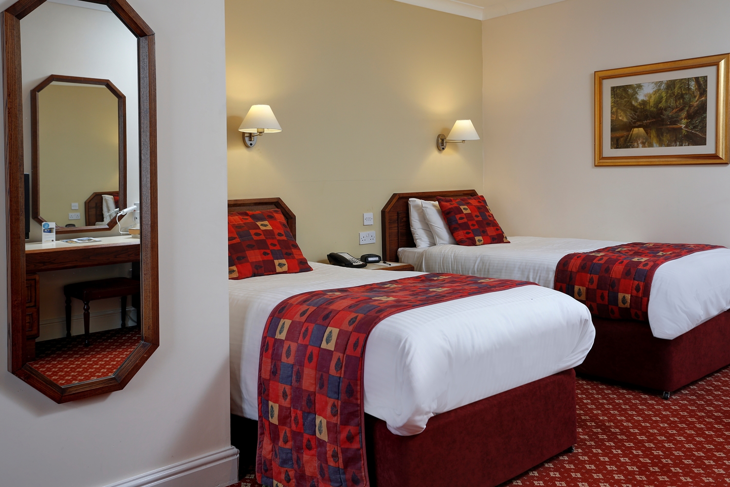 Standard, Twin Beds