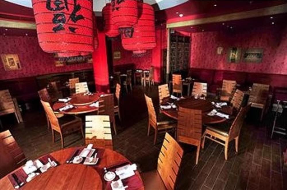 restaurant cafeteria