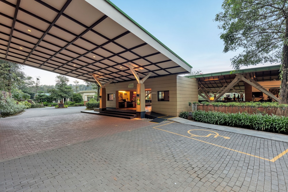 Club Mahindra Virajpet 62/74