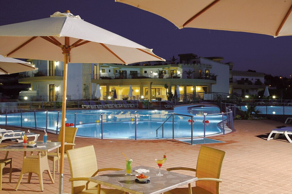 Hotel Dolcestate 38/63