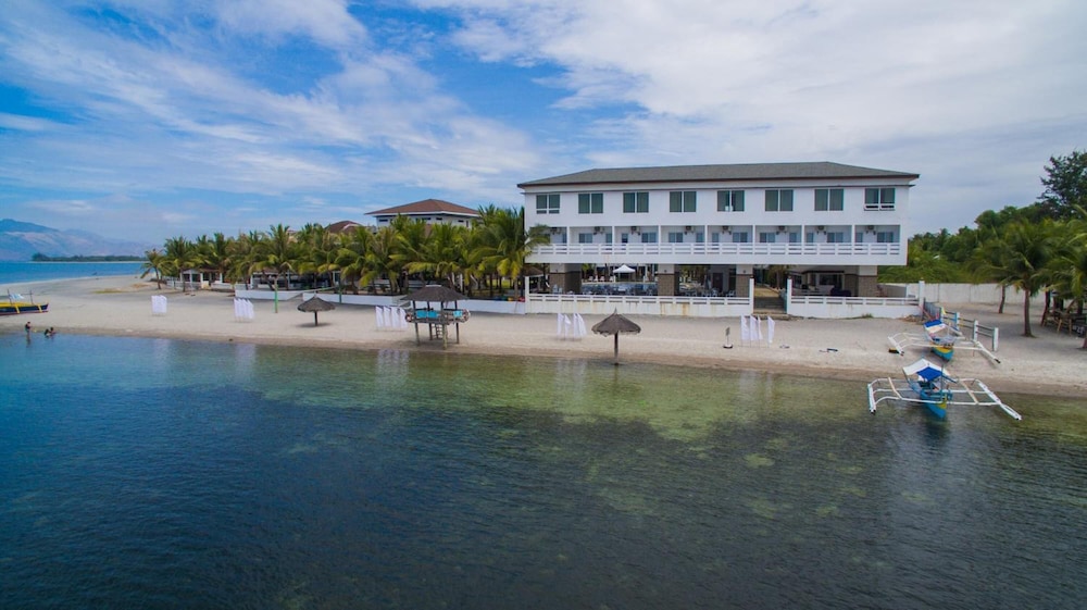 Bataan White Corals Beach Resort 7/42