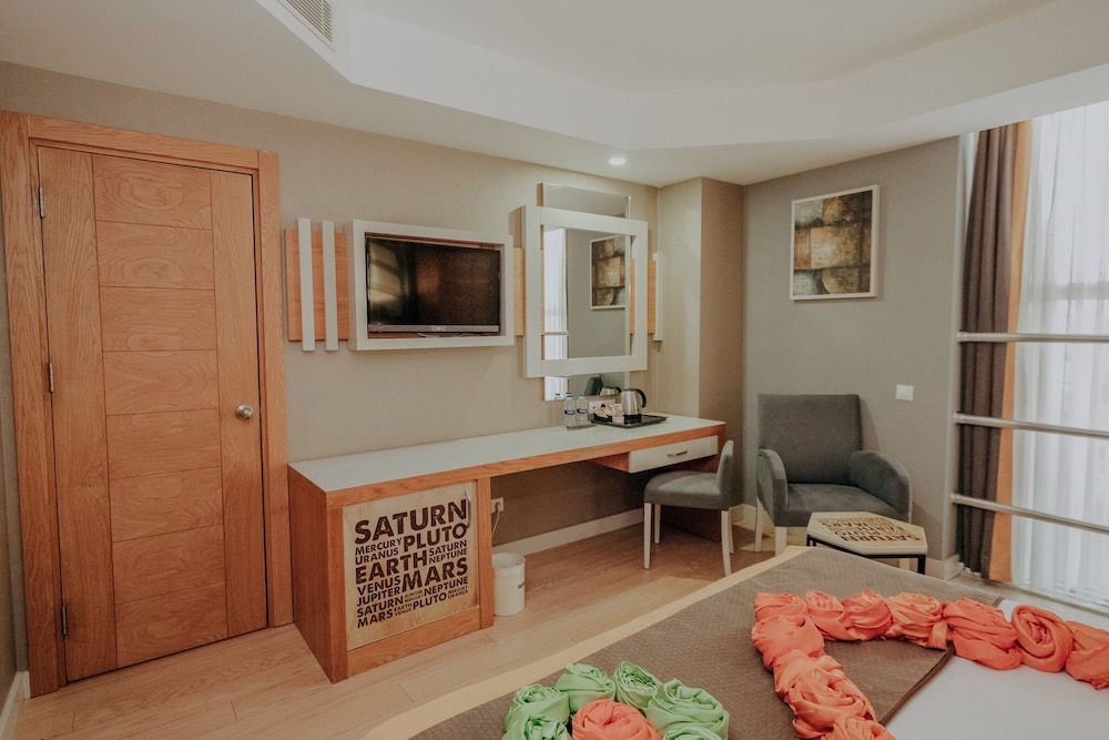 Saturn Palace Resort 19/50
