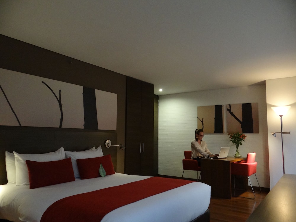 Hotel 84 DC 21/79