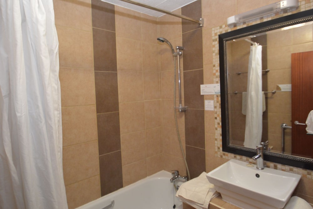 Wessex Hotel 24/24