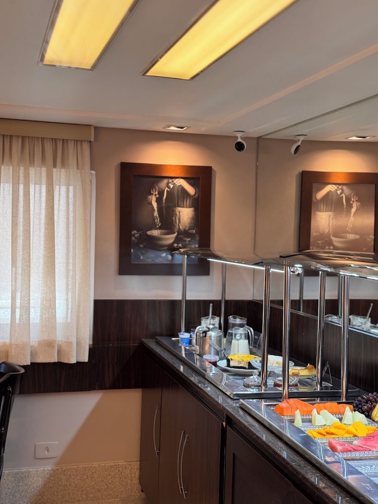 Hotel Imperatriz 26/32
