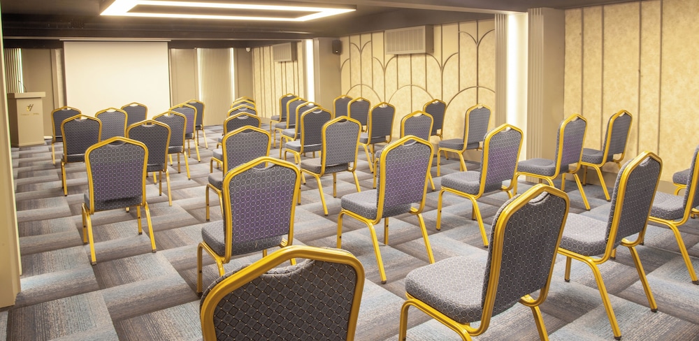 Turkay Otel 63/67