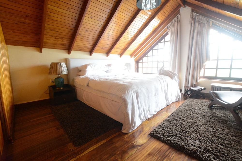 Tea Fields Villa 7/53