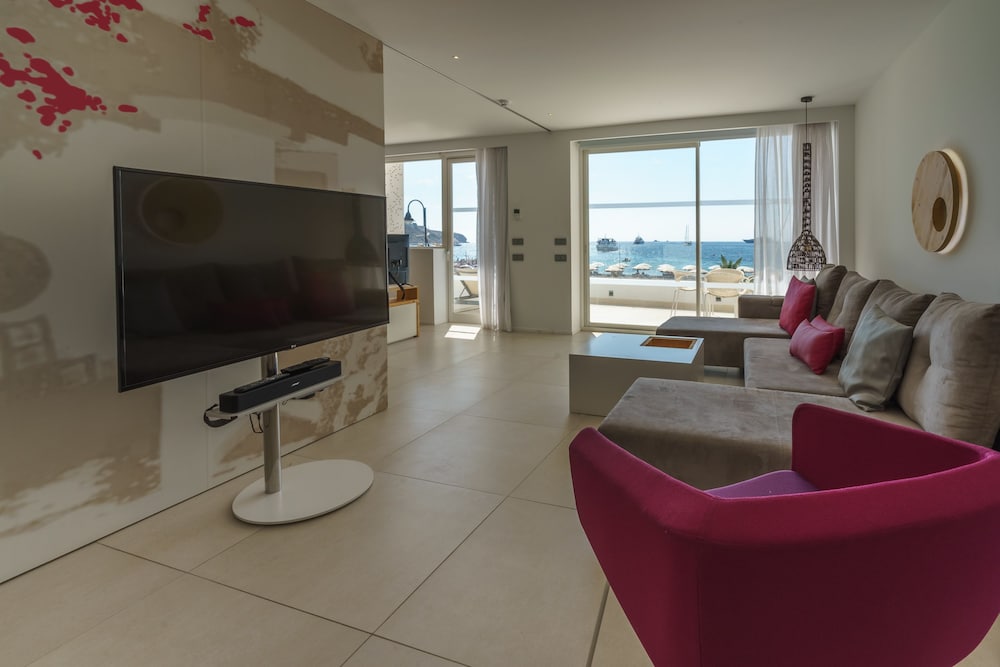 One Ibiza Suites 29/50
