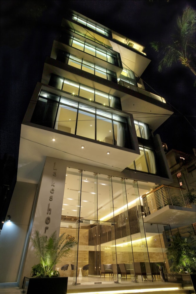 Lakeshore Banani photo1