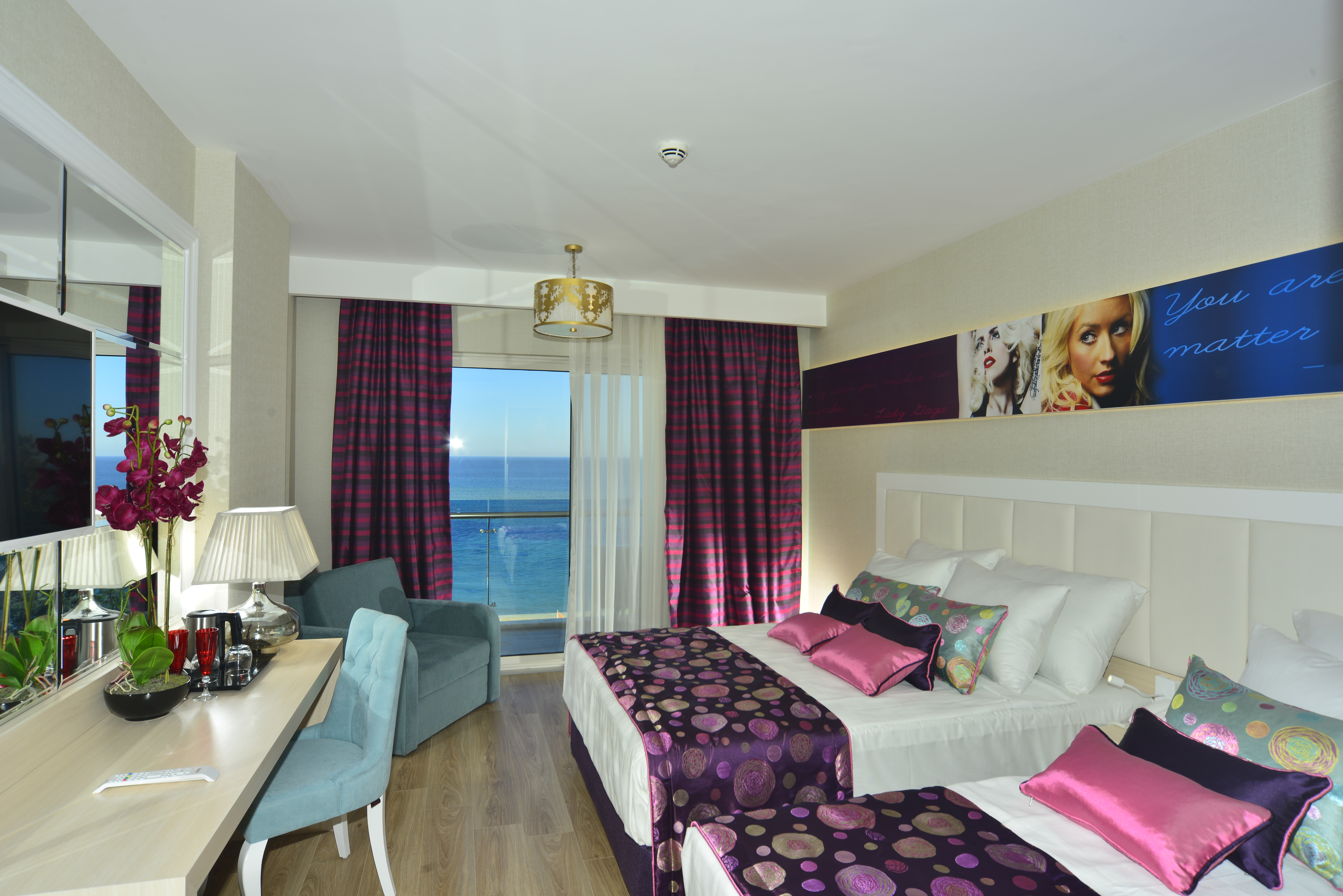 Azura Deluxe Resort Spa 12/42