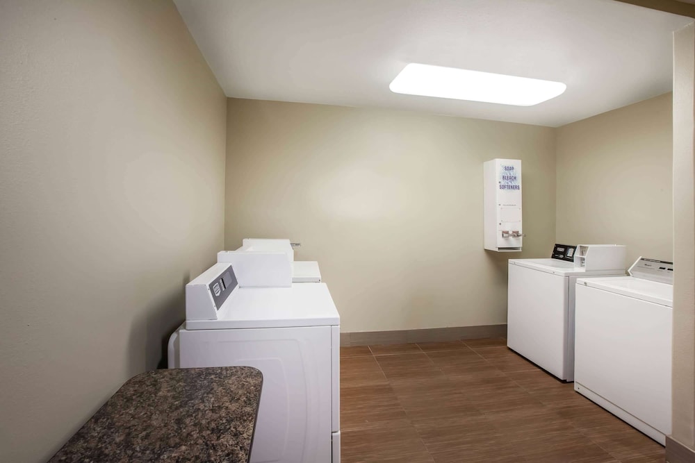 La Quinta Inn And Suites By Wyndham Odessa North 5/17