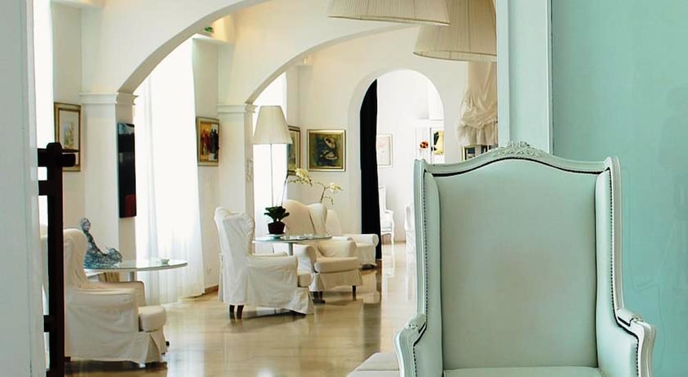 Paradise Art Hotel 18/57