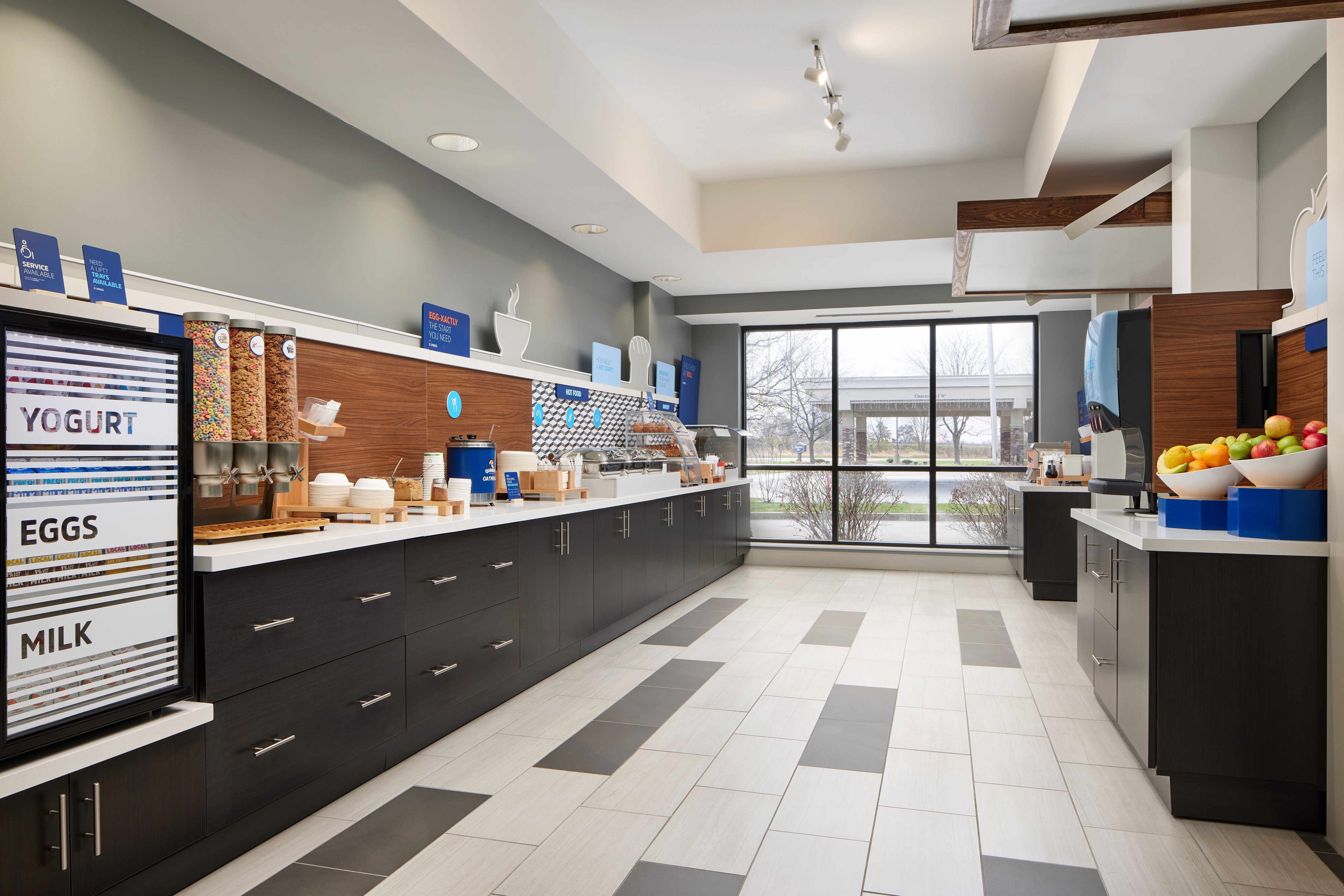 Holiday Inn Express Hotel And Suites Greenwood 8/66