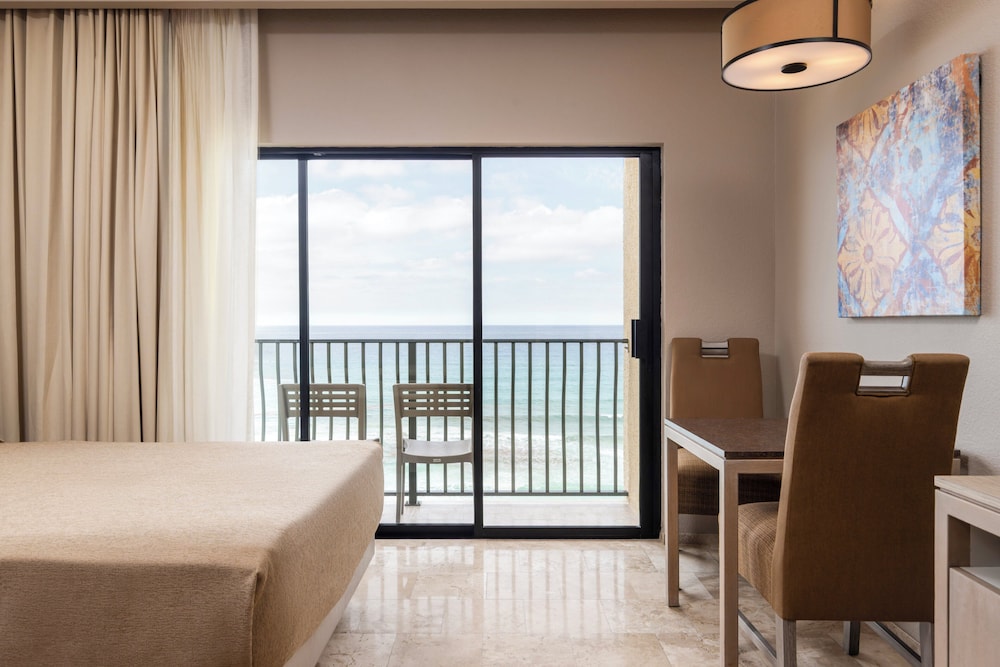 The Royal Sands All Inclusive Resort & Spa 66/75