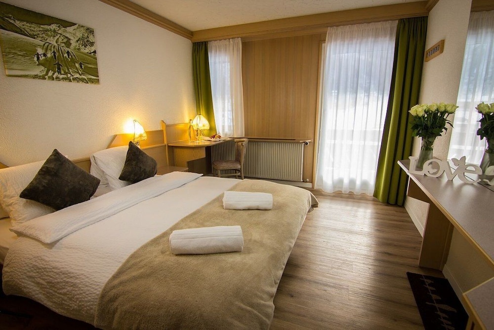 Hotel Bristol 14/43