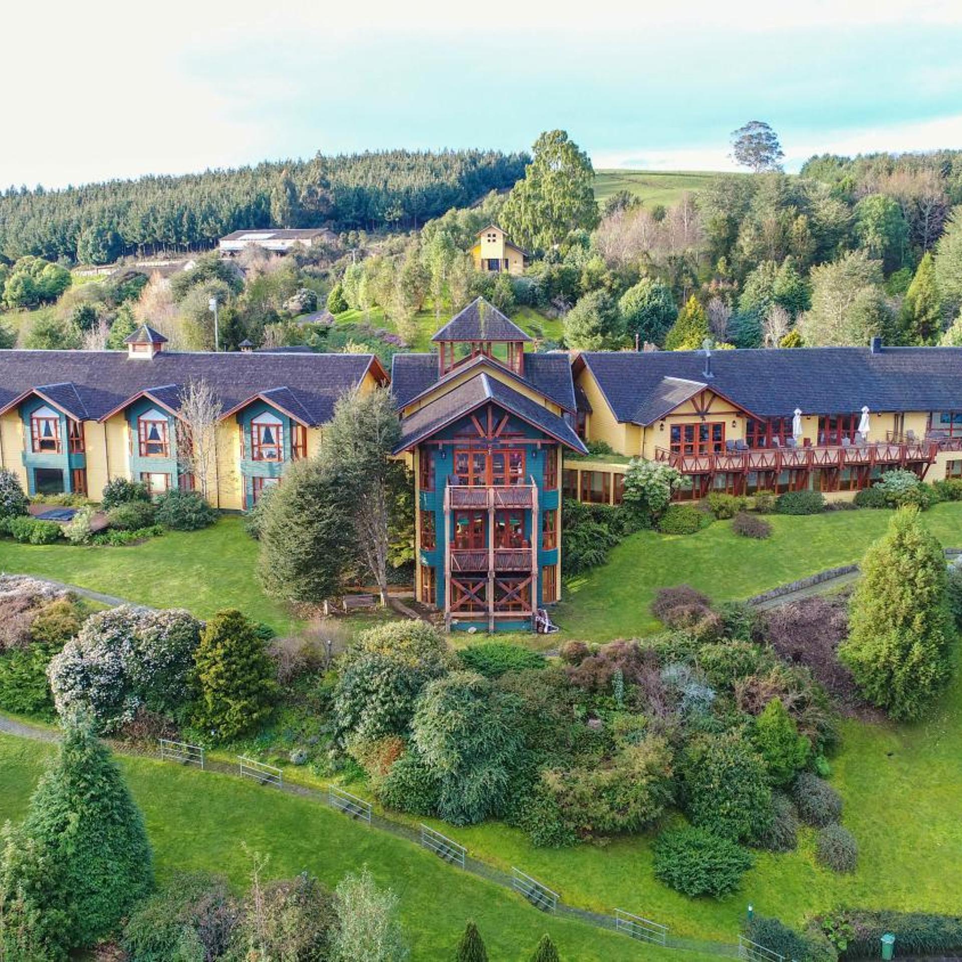 Hotel y Cabanas Punta Larga - Caja Los Andes 2/50
