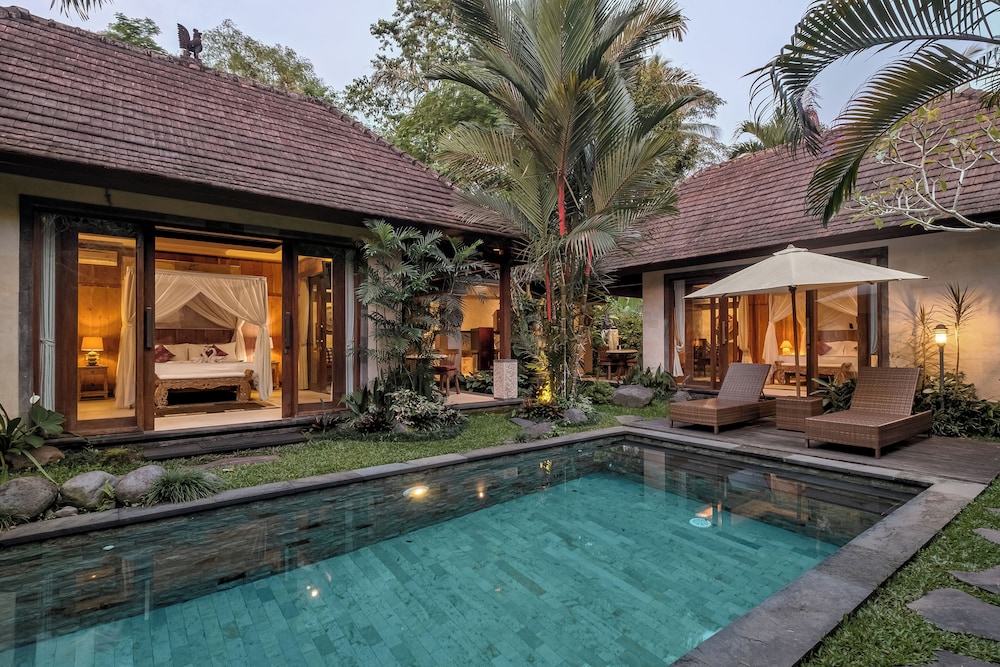 Buana Tirta Ubud Villa 16/19