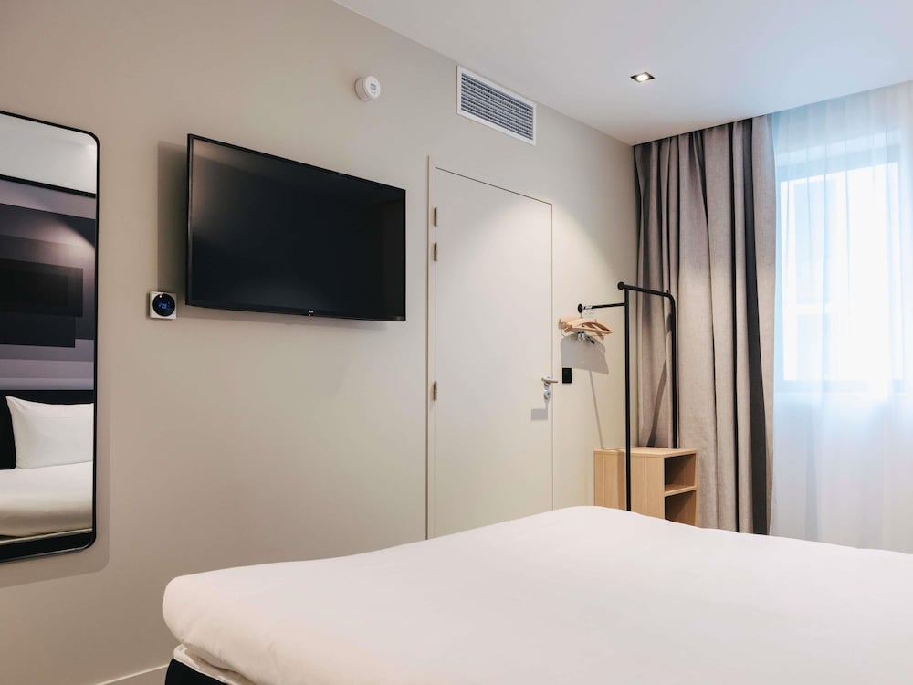 ibis Rouen Centre Rive Droite Pasteur 18/49