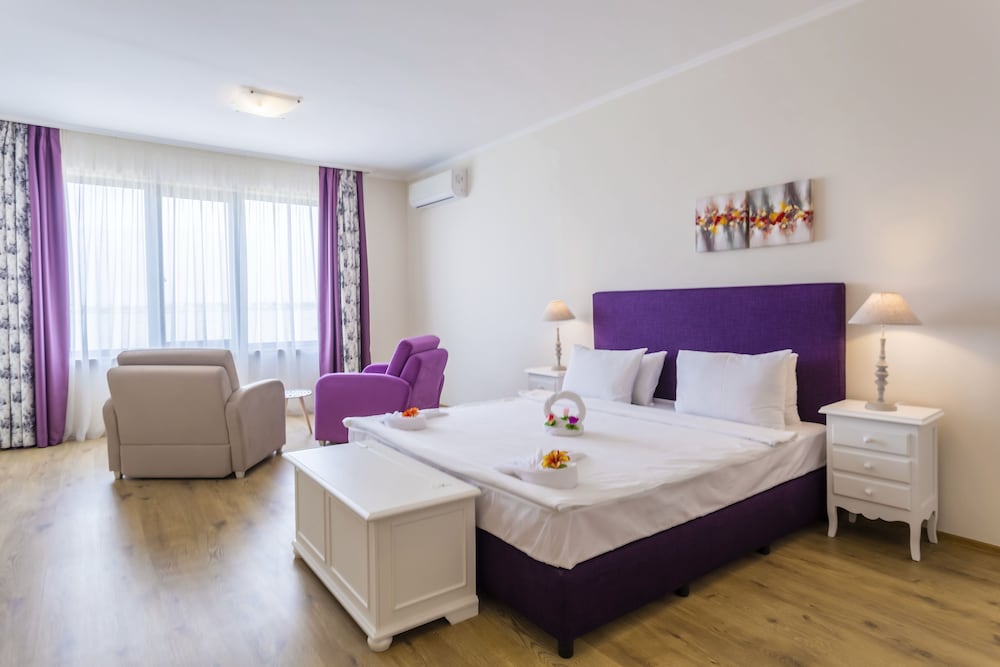 2 BEDROOMS, COMFORT, APARTMENT, SEA VIEW, BALCONY
