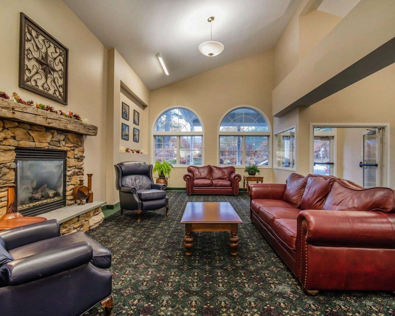 Align Inn Vermont (ex Quality Inn At Quechee Gorge) 32/40