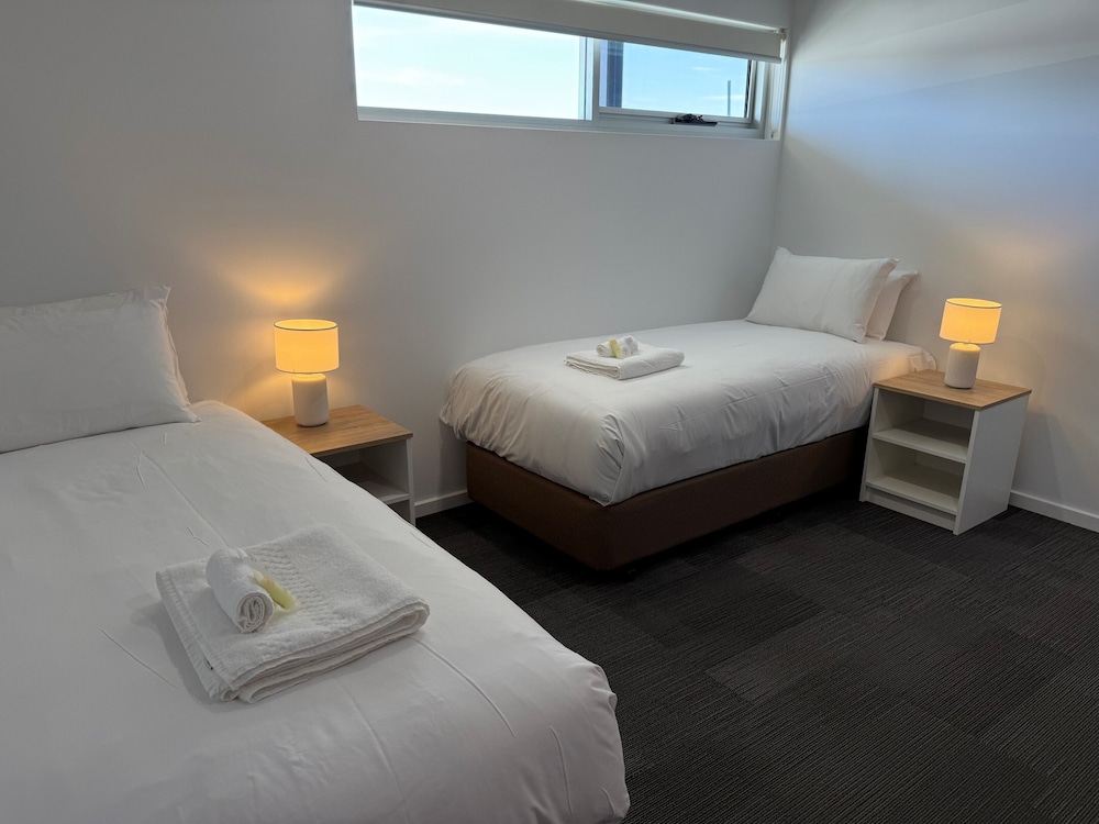 Brighton Hotel Motel 20/44