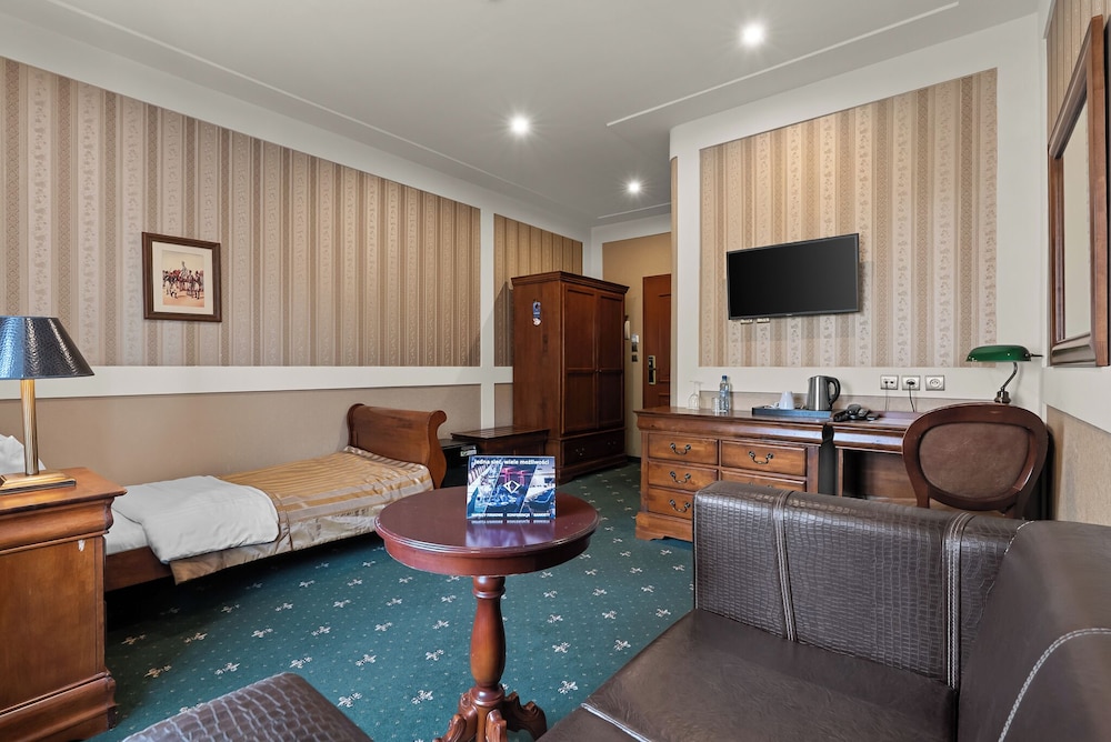 Hotel Diament Arsenal Palace Chorzow 33/50