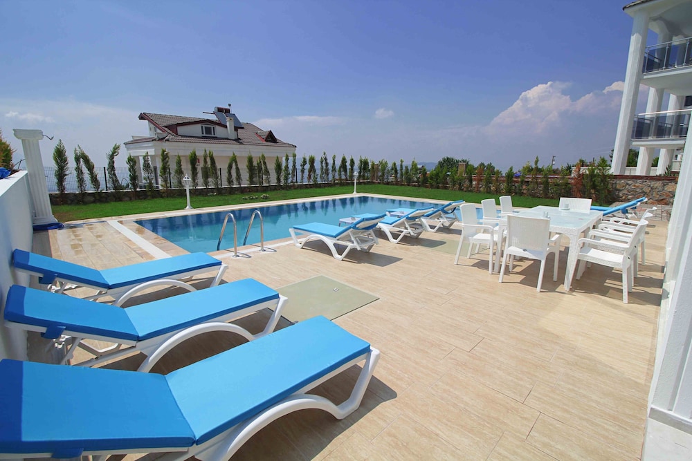 Zehra Villas 26/50