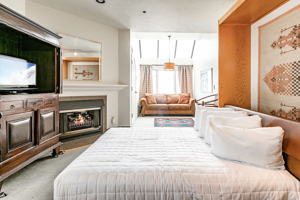 Lodge At Mountain Village 20/77