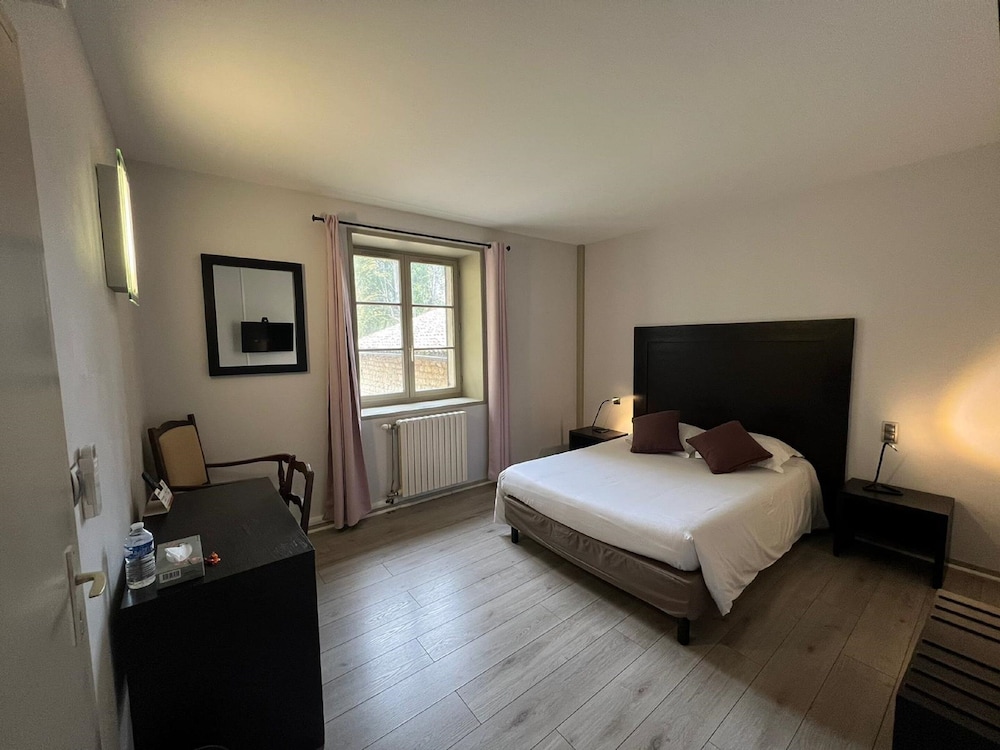 HOTEL SAINT-ROMAIN 11/58