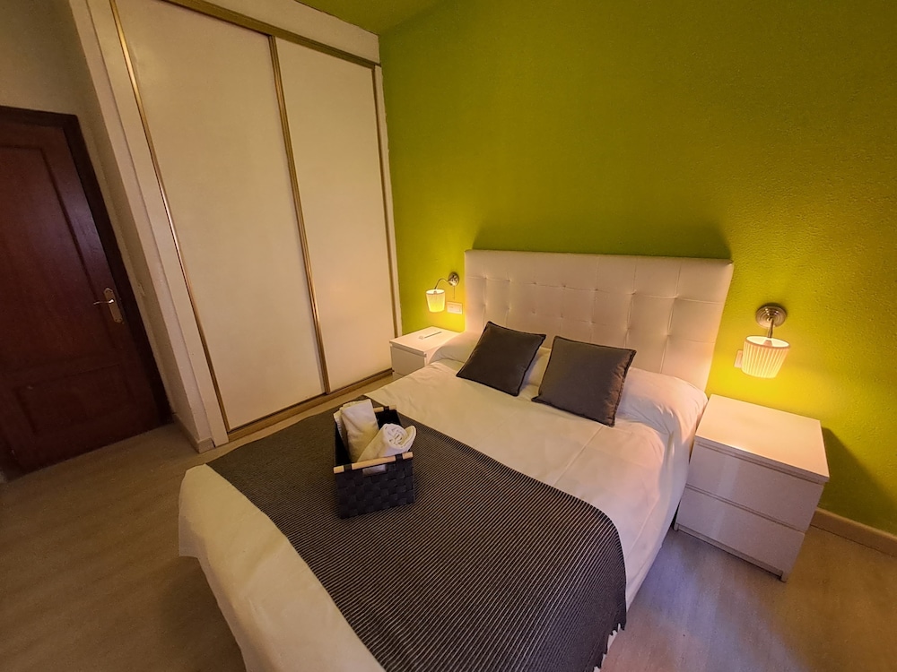 1 BEDROOM, CLASSIC, APARTMENT