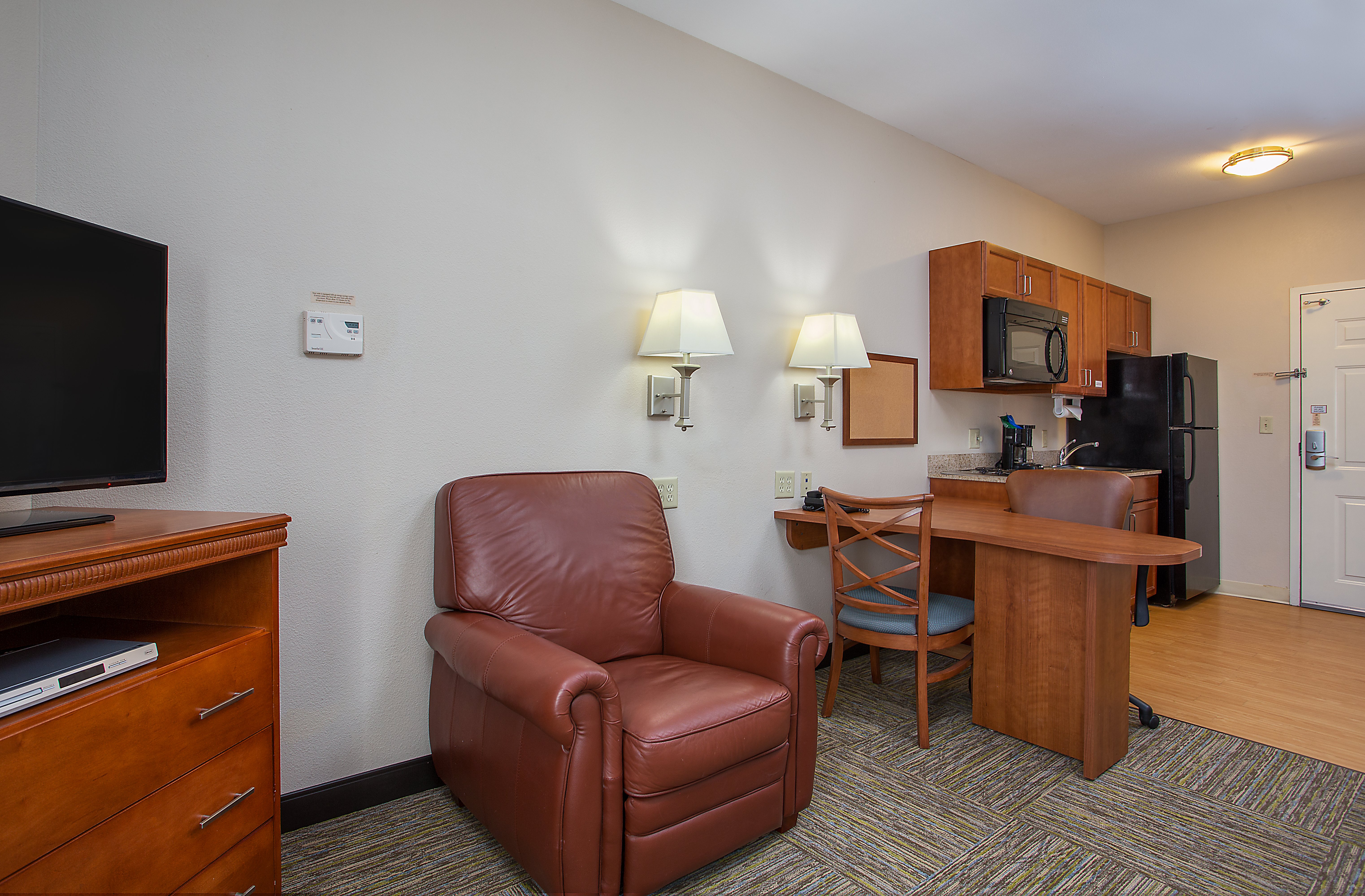 Candlewood Suites Tuscaloosa 49/77