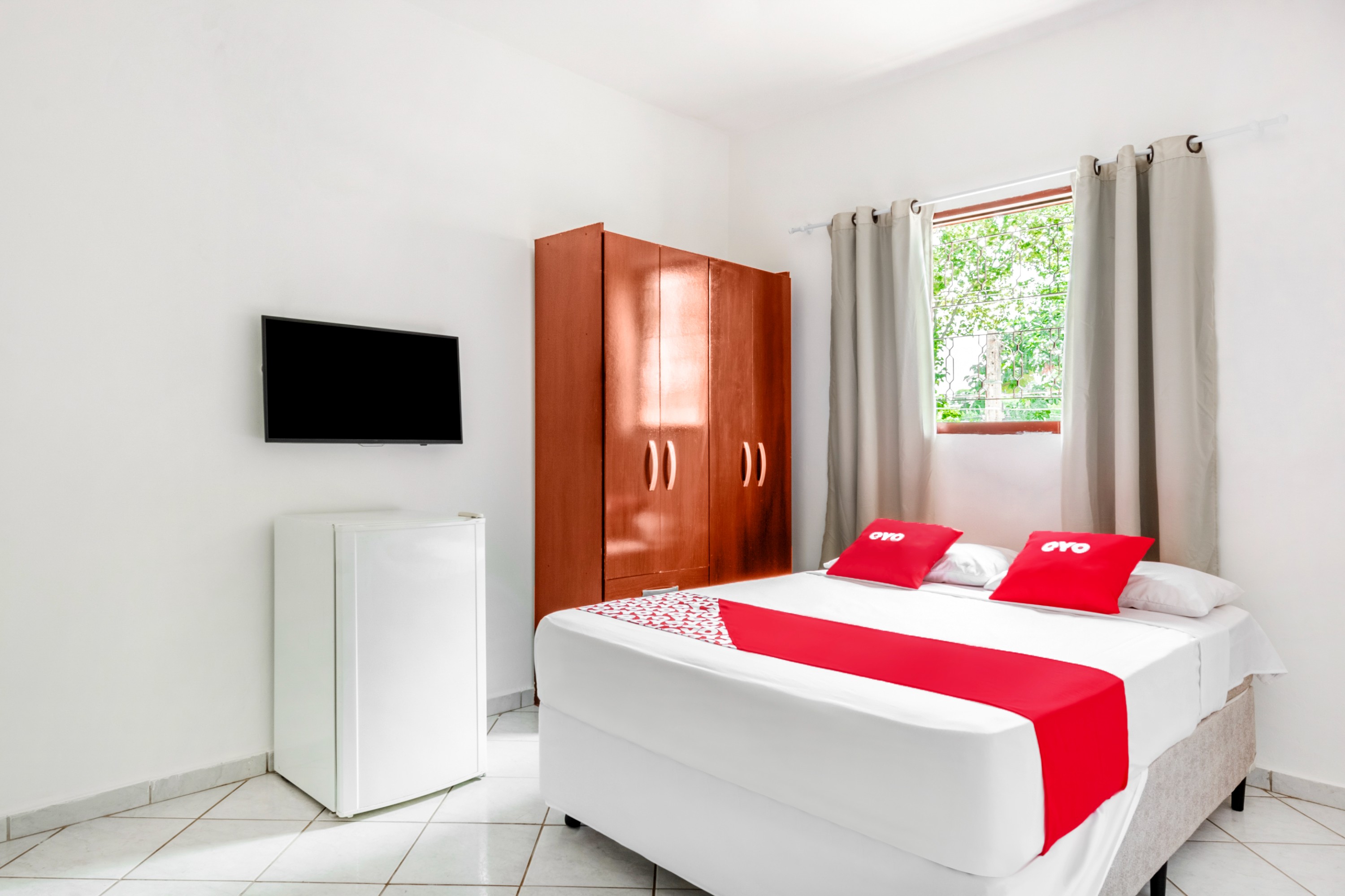 Room, Double Bed