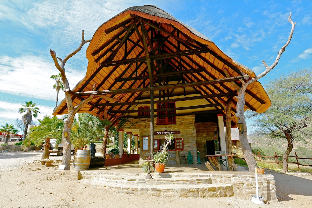 Düsternbrook Safari Guest Farm 3/50