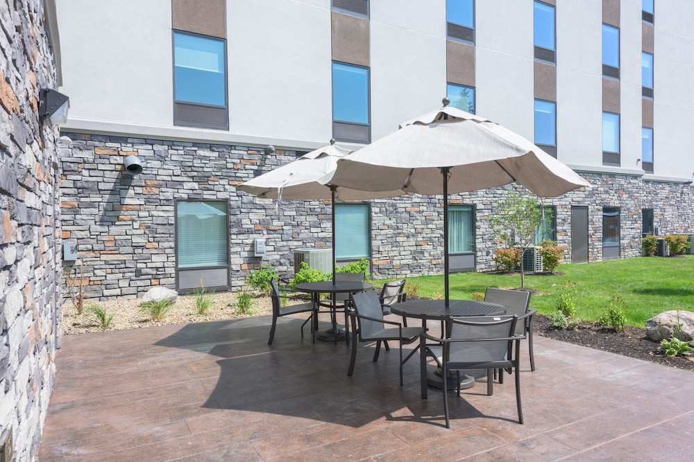 Hampton Inn Buffalo-Hamburg 20/25