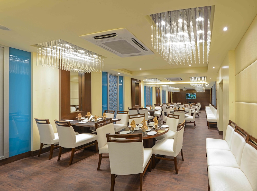 Kalinga Hotel 35/50