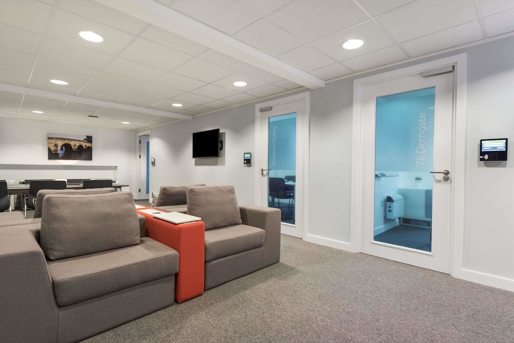 Days Inn by Wyndham Watford Gap 13/22