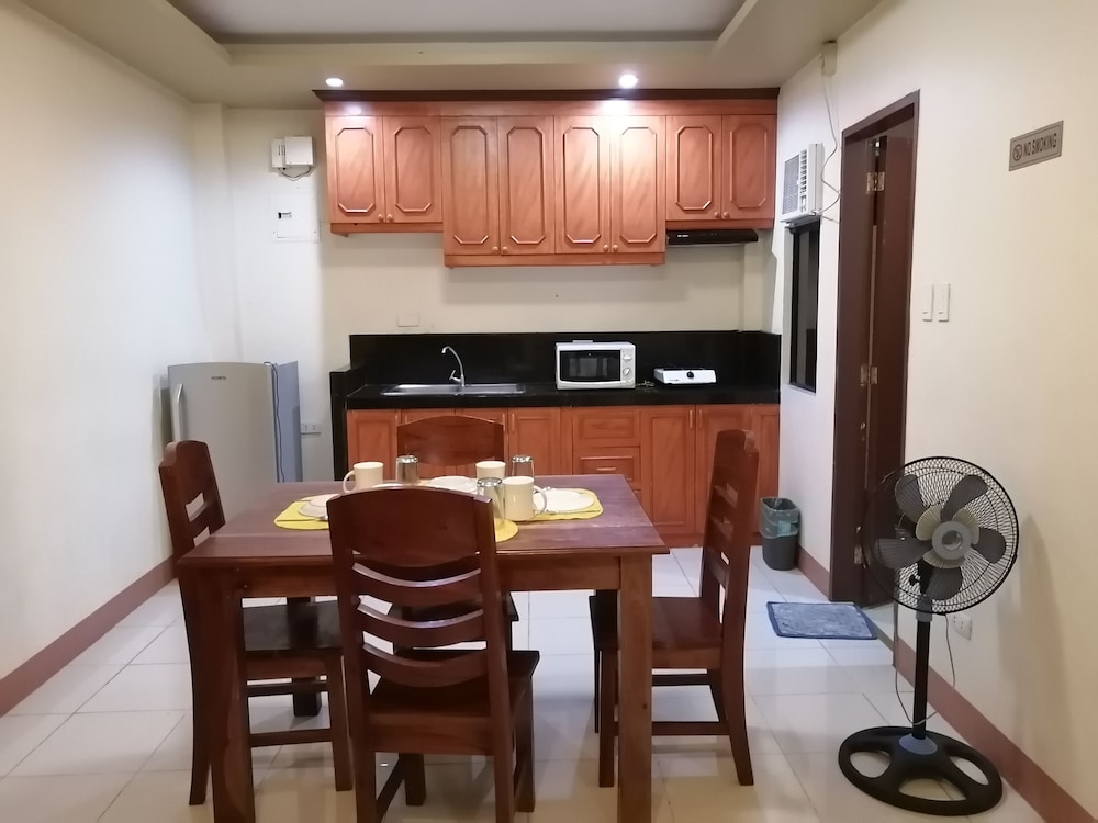 Manora Apartments And Guest House 50/66