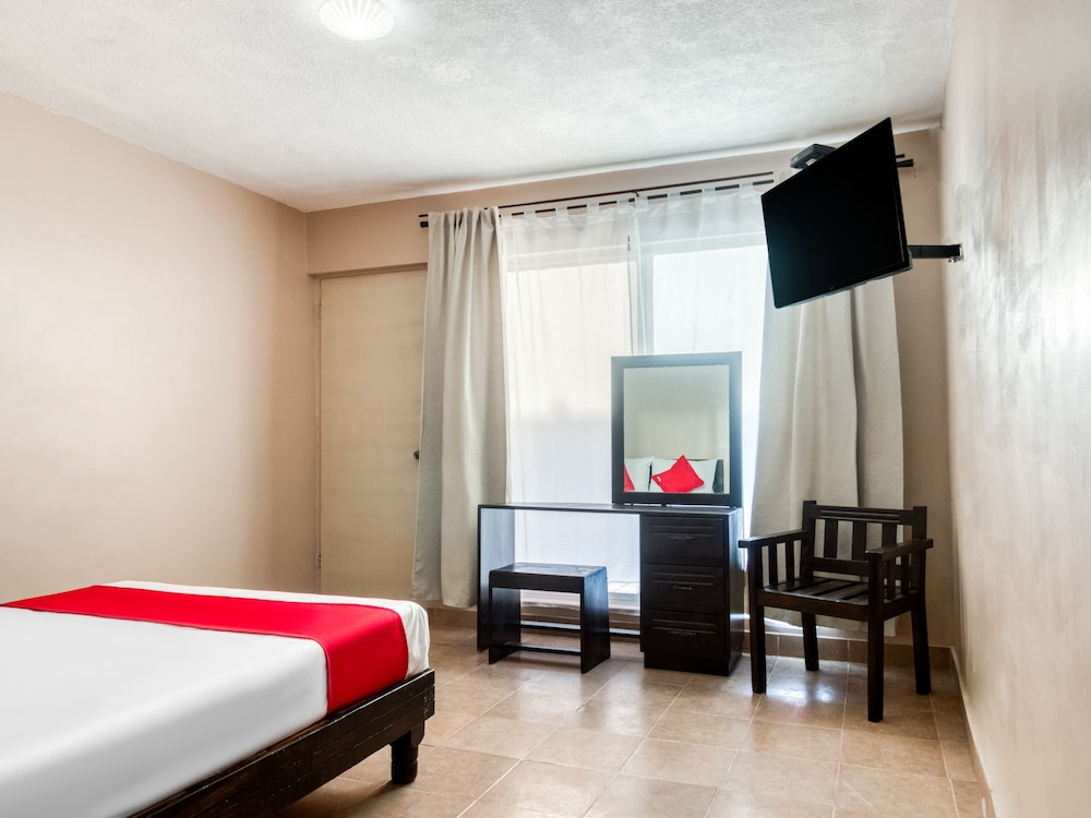 Capital O Hotel La Siesta, Gomez Palacio 3/17
