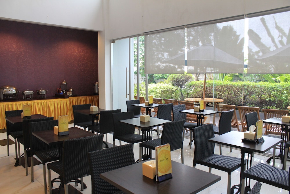 Hotel Tilamas Juanda 46/63