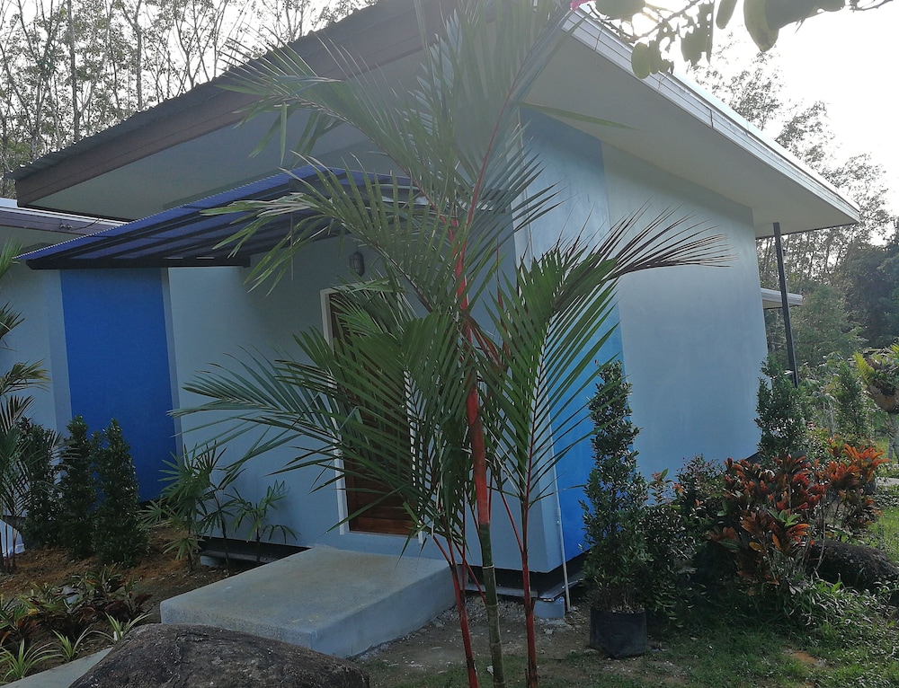 Chomphu Resort Khaolak 5/35