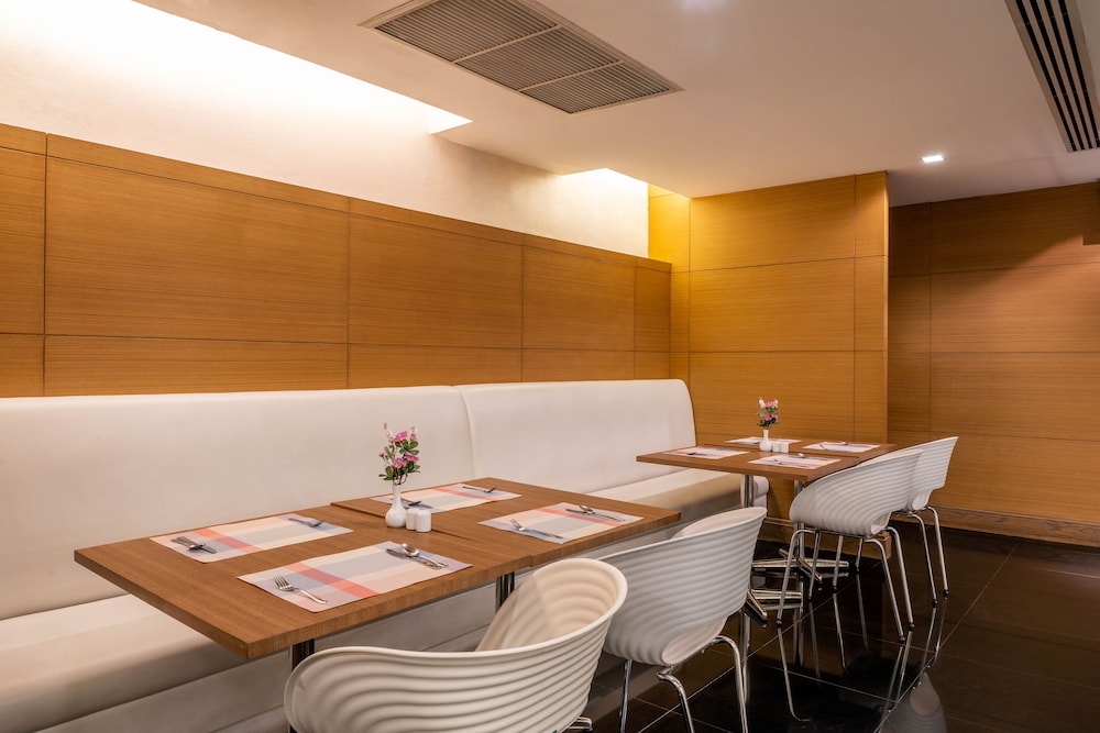 Baiyoke Suite 44/63