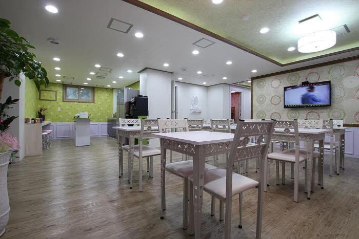 Gyeongju Friend Guest House - Hostel 37/53