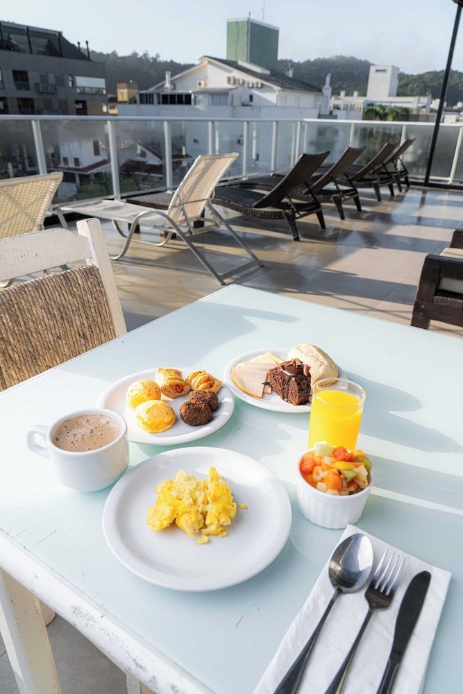 Bossa Jurere Hotel 52/66