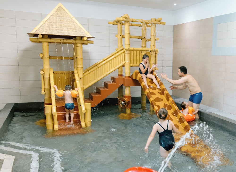 BO Resort & Spa 25/58
