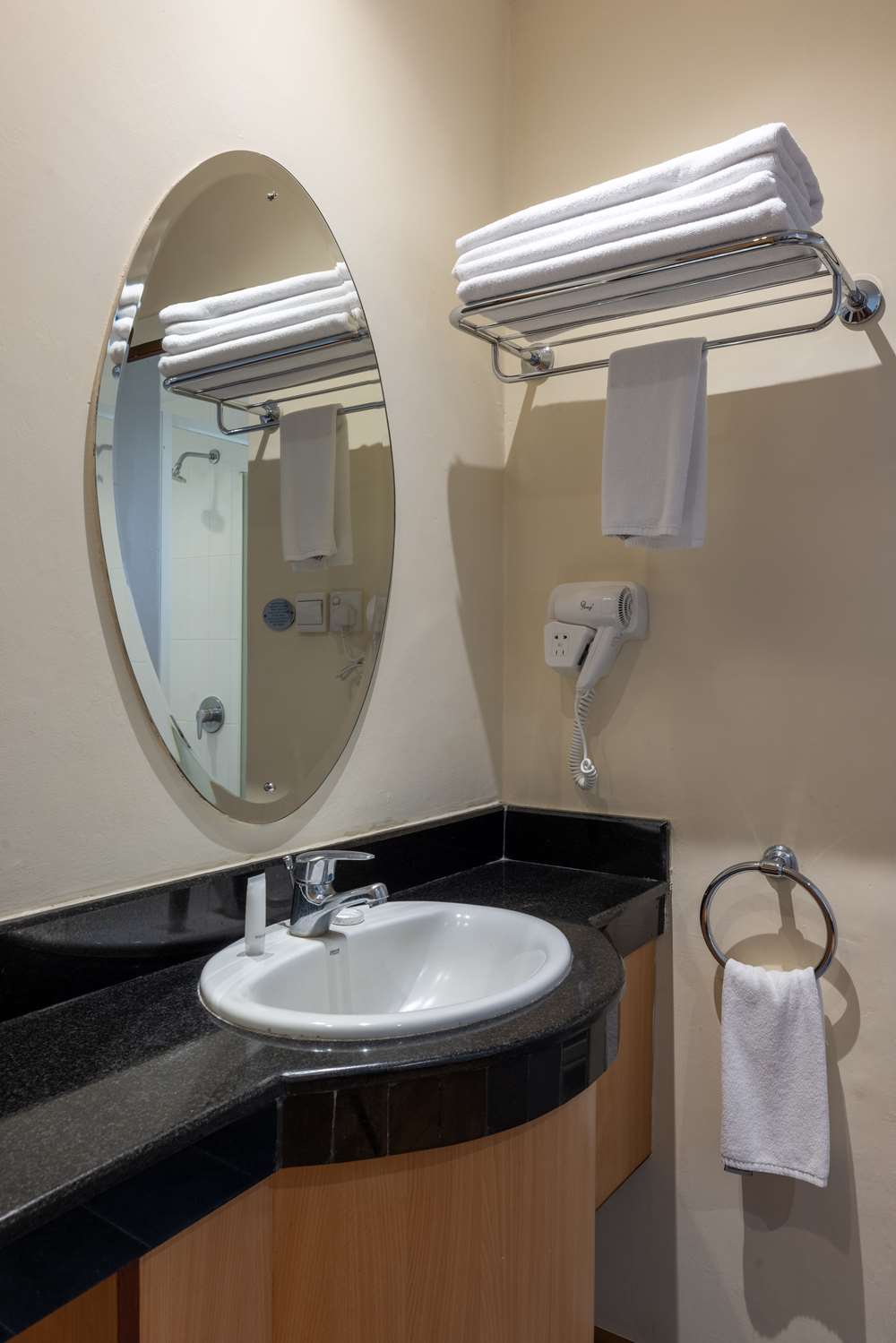 Best Western Nairobi Upper Hill 42/44