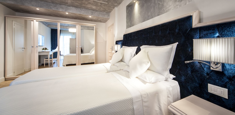 Hotel Aurelia 35/75