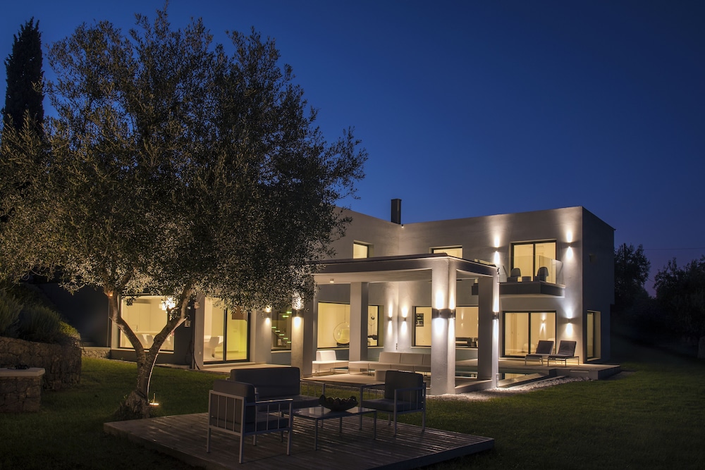 Luxury Villa Eve 1/30