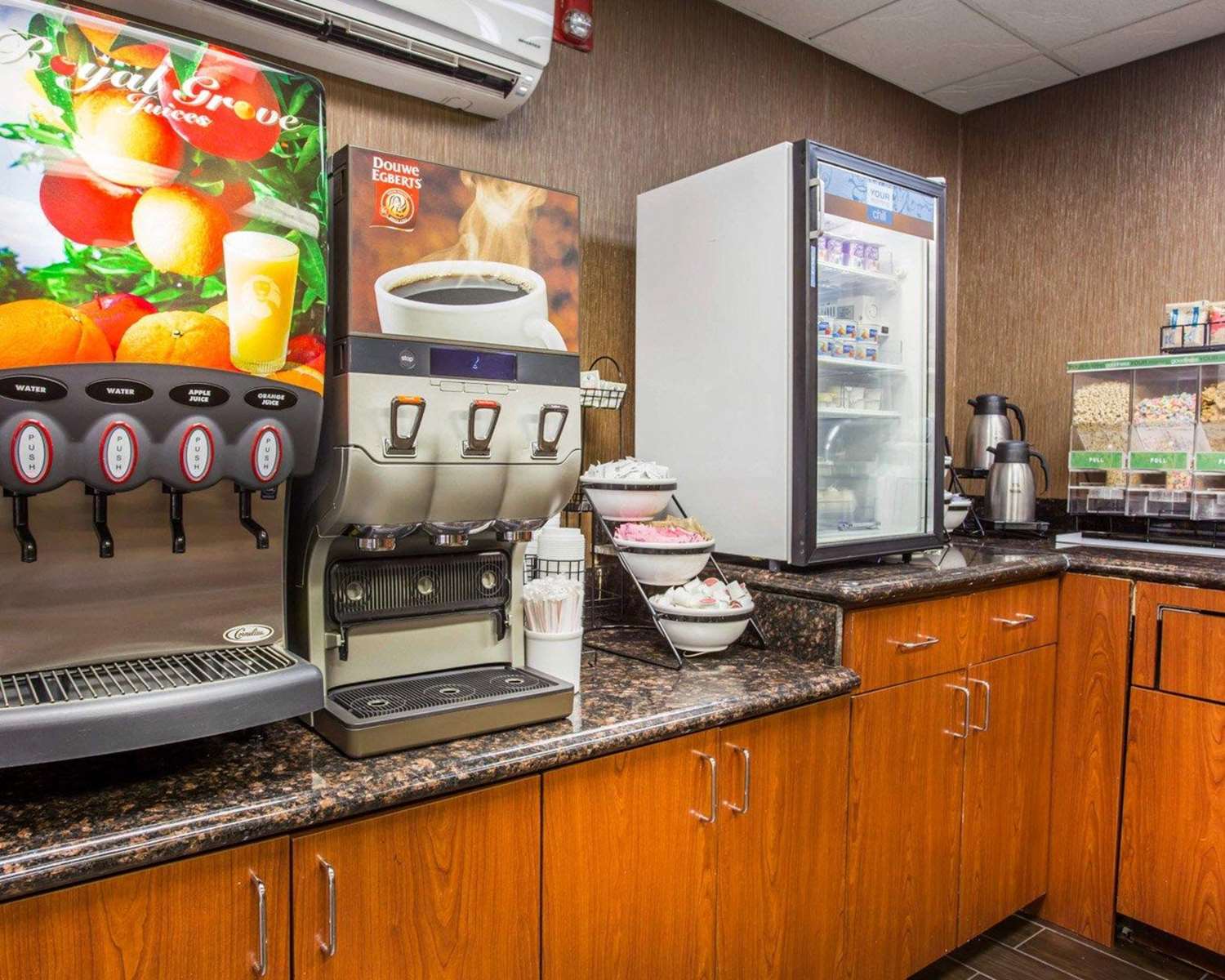 Comfort Inn Suites At Stone Mountain 23/39